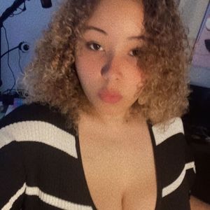 Meet your Posher, Kiah